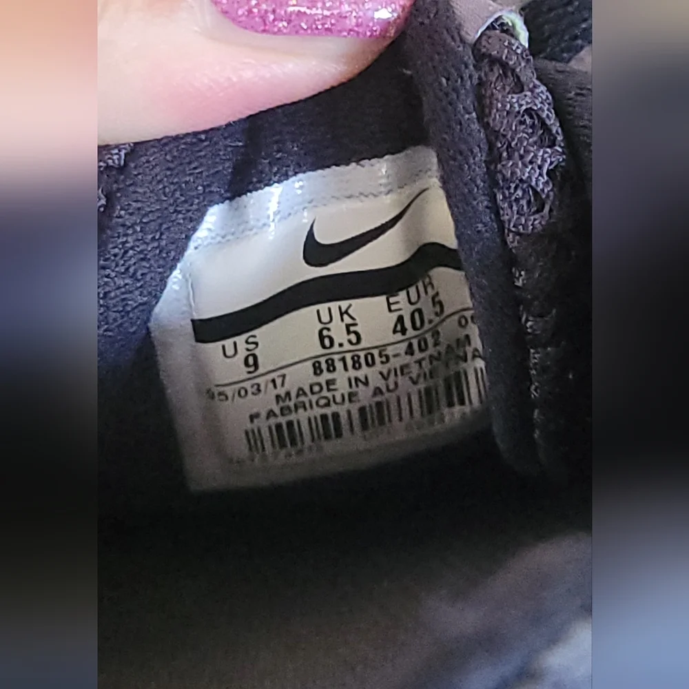 Nike Flex Experience RN6 Women’s Shoes Size 9